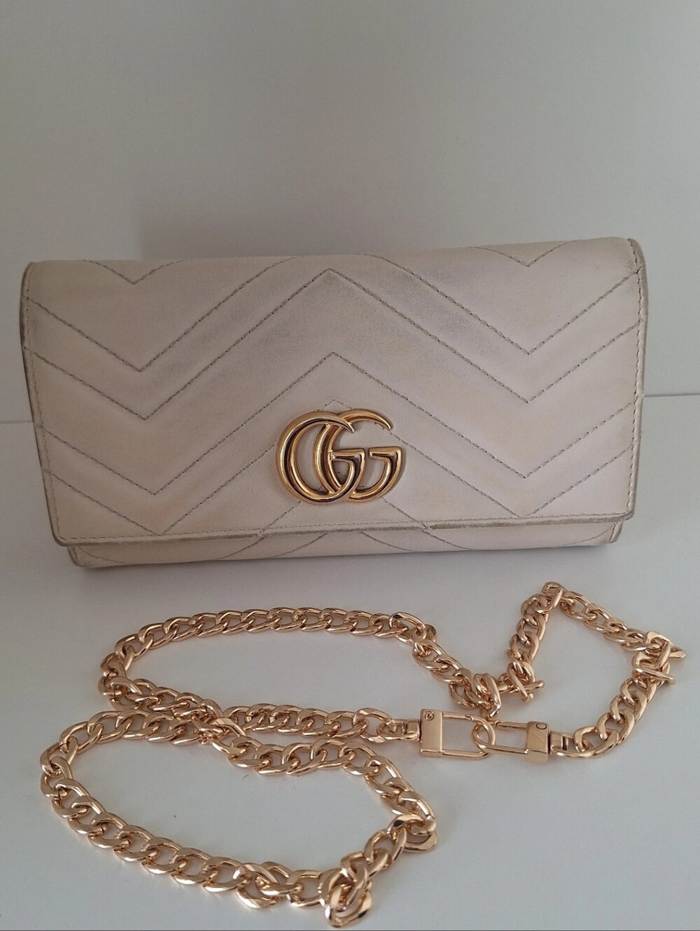 Gucci GG White Marmont Quilted Leather Wallet EUC - Picture 7 of 7